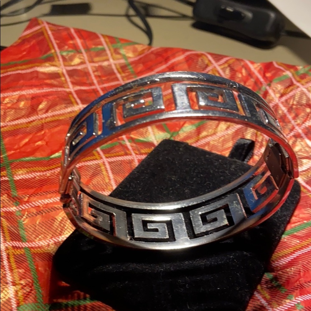 Silver Bracelet - Picture 2 of 4